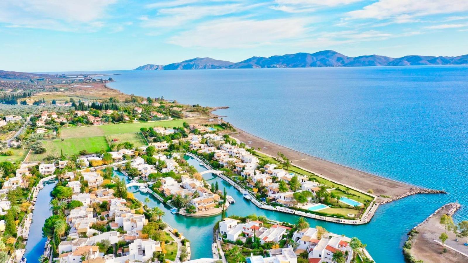 Villasonboard Dock Villa 3 Bed, 3 Bath, Canal, Greek Venice Porto Hydra Plépi Exterior foto